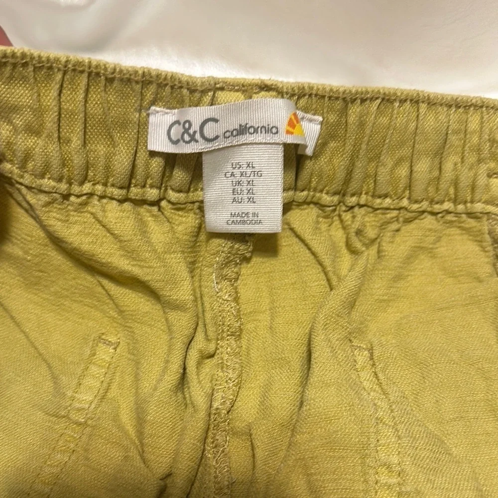 C&C California Yellow Athletic Shorts Relaxed Fit Drawstring